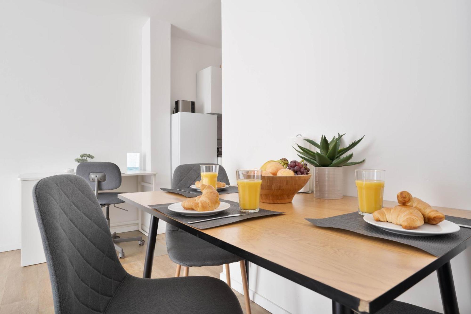 Apartment In The Center I Private Parking I Home2share Dortmund