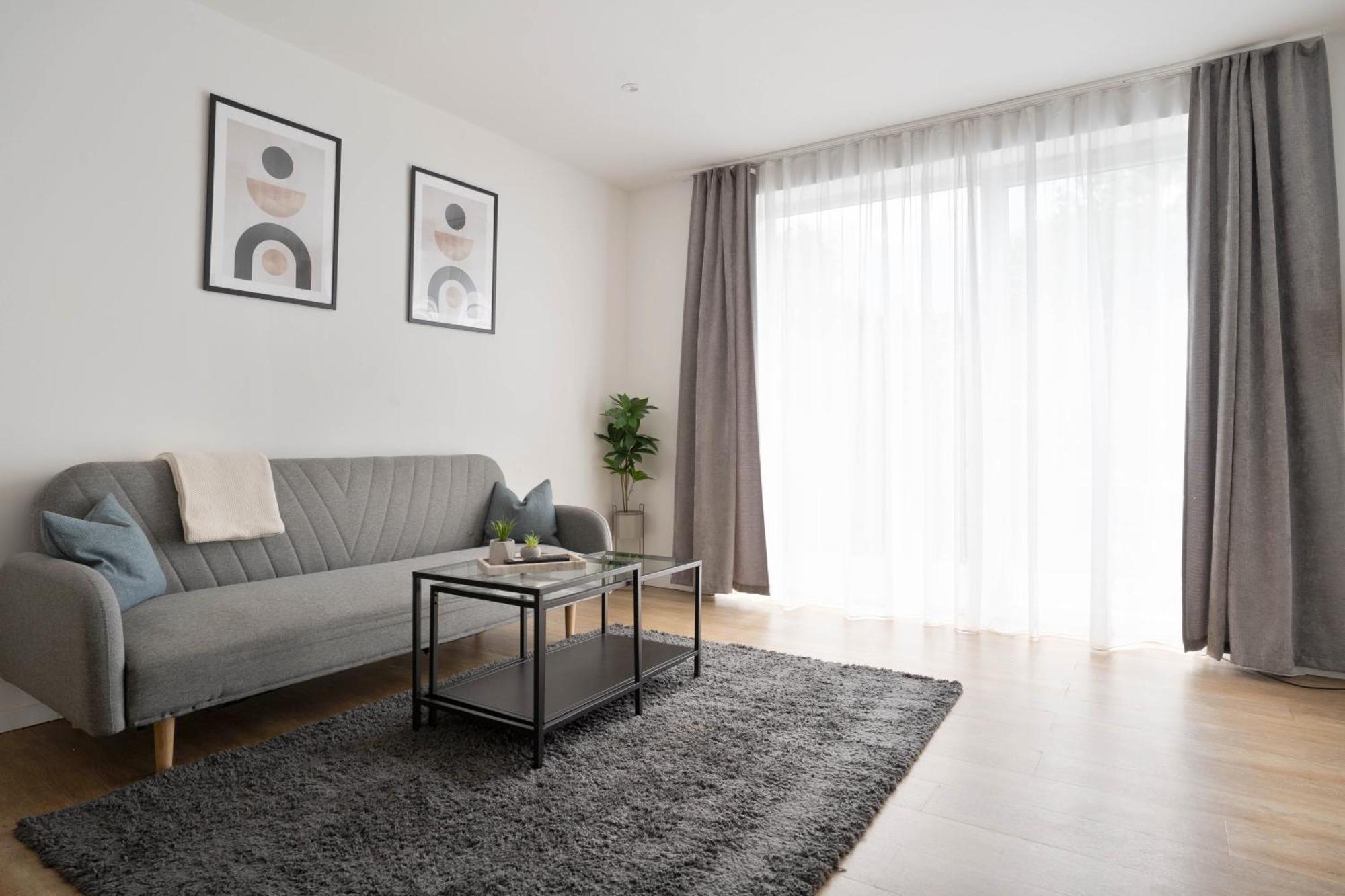 Apartment In The Center I Private Parking I Home2share *