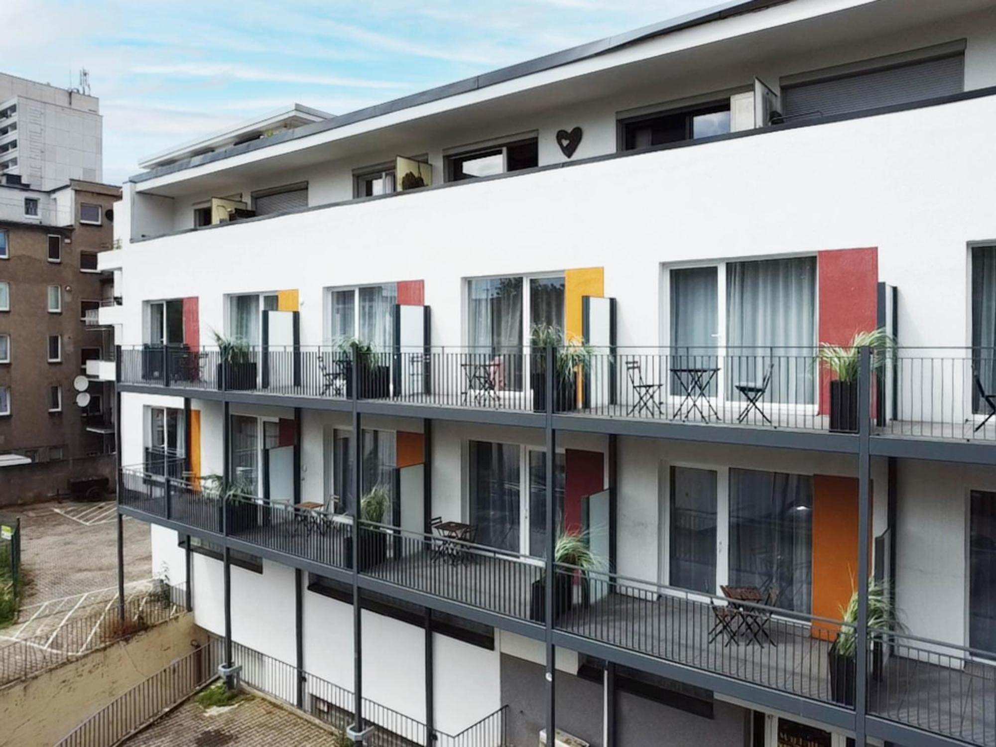 Apartment In The Center I Private Parking I Home2share